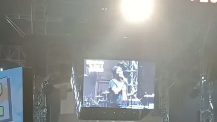 Soleh Solihun dalam acara Riffmeister: The Legacy of Ricky Siahaan yang digelar di Synchronize Fest 2025 di Gambir Expo, Kemayoran, Jakarta Pusat, Minggu (5/10/2025).