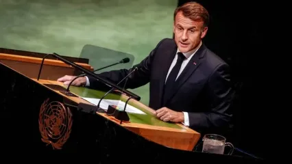 French President Emmanuel Macron speaks during the conference on the two-state solution in the Middle East ahead of the UN General Assembly&#39;s general debate. A number of countries are expected to recognize Palestine as a state on the eve of the UN General Assembly&#39;s general debate. Kay Nietfeld/dpa