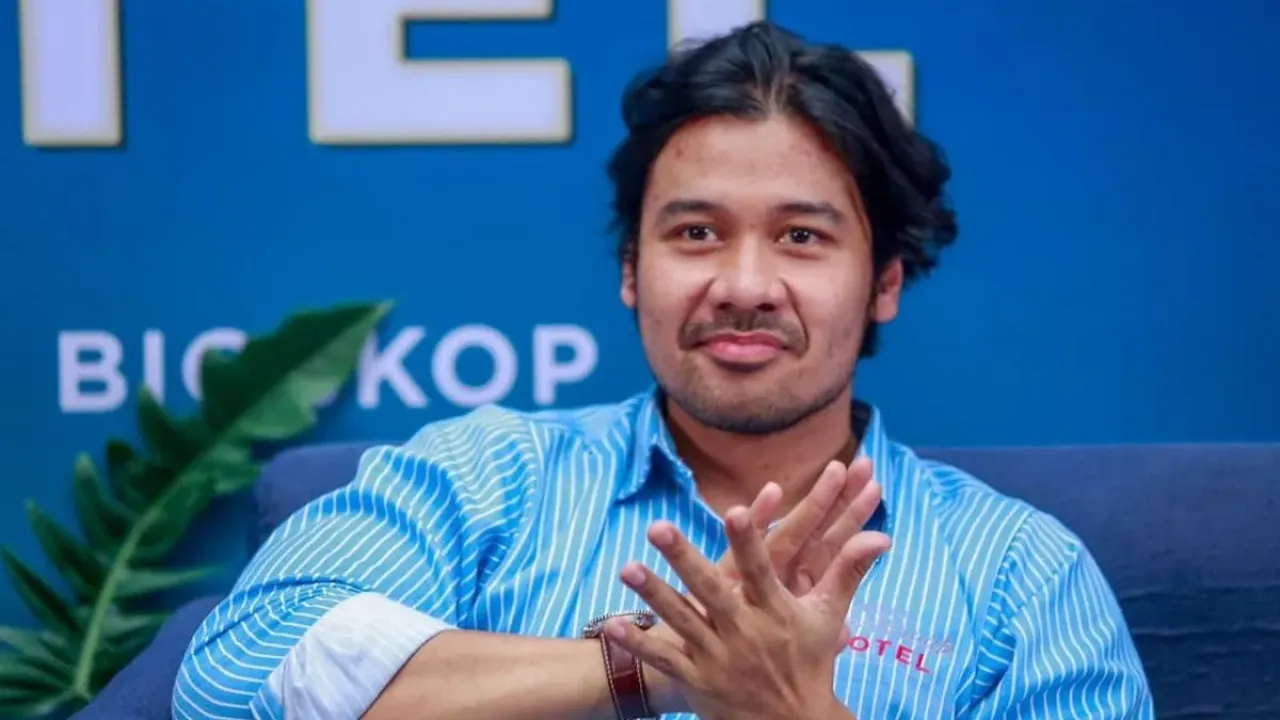 Aktor peran Chicco Jerikho mendapatkan kebebasan dalam menginterpretasikan karakter Raga di film Heartbreak Motel. 
