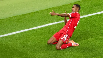 Alexander Isak looking to maintain impressive record as Liverpool face Chelsea
