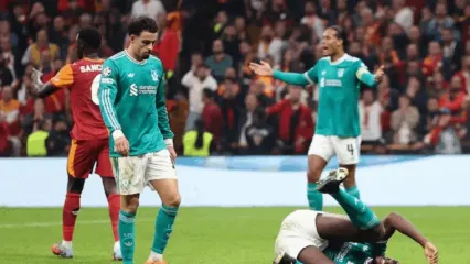 Alisson and Ekitike forced off with injury concerns as Galatasaray deepen Liverpool&#x002019;s woes