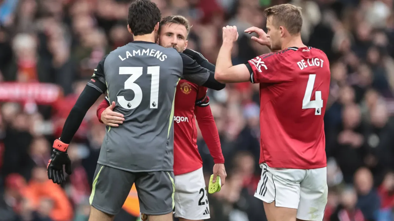 Amorim Marks 50th Game with Man United Win Against Sunderland