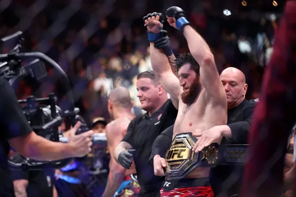 Ankalaev brought Pereira’s enthralling title reign to an end (Getty Images)