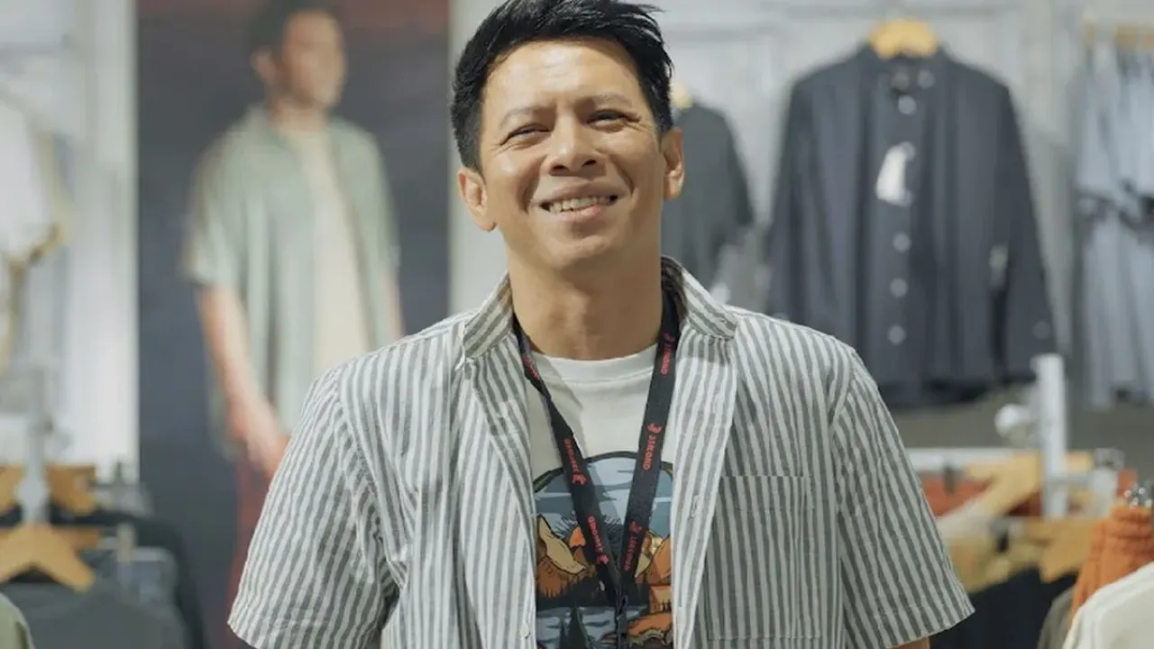 Ariel NOAH saat menjadi Abdul dalam socia experiment di Semarang, Jawa Tengah baru-baru ini. 