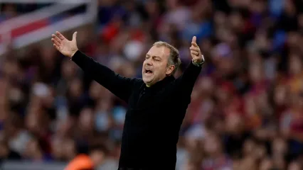Barcelona Takluk dari PSG, Hansi Flick Ungkap Kelelahan Tim