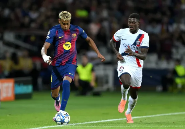 Barcelona Tundukkan PSG 2-1 dalam Pertandingan Sengit Liga Champions (2)