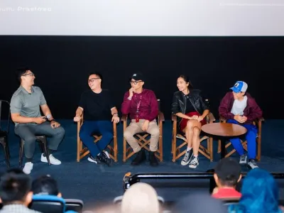 Bincang-bincang filmmaker dan pemain film Andaikan Kau Datang Kembali di Jakarta World Cinema 2025.