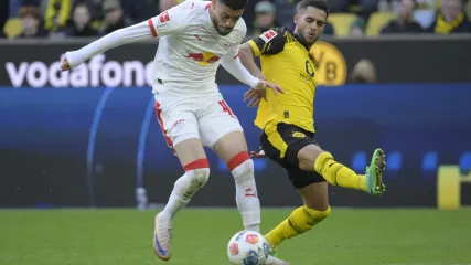 Bundesliga: Dortmund and Leipzig draw in battle of Bayern chasers