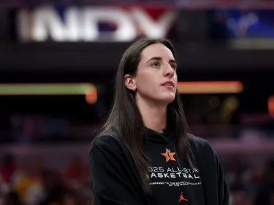 Caitlin Clark Dukung Napheesa Collier Tanggapi Kritik WNBA