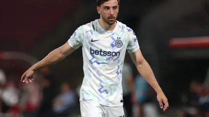Carlos Augusto Ungkap Makna Bermain di Inter dan Puji Chivu (1)