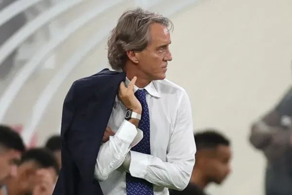 Carlos Cuesta Jadi Pelatih Termuda Menang di Serie A (3)