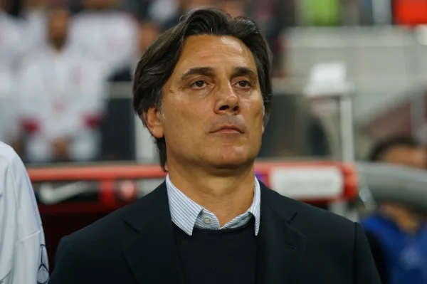 Carlos Cuesta Jadi Pelatih Termuda Menang di Serie A (4)