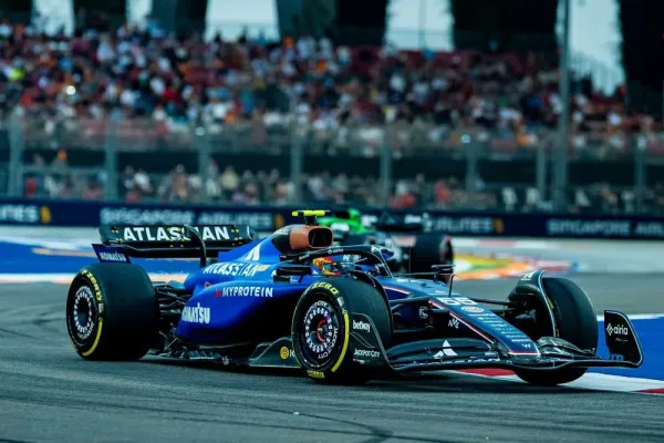 Carlos Sainz, Williams FW47