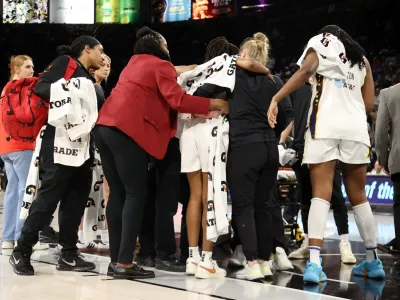 Cedera Kelsey Mitchell, Impian Indiana Fever Pupus di Semifinal WNBA