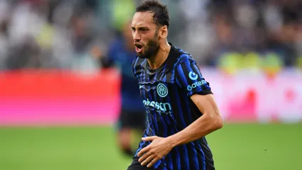 Chivu Tekankan Pentingnya Calhanoglu bagi Inter Milan (1)