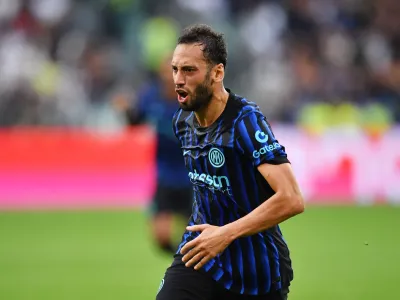 Chivu Tekankan Pentingnya Calhanoglu bagi Inter Milan (1)
