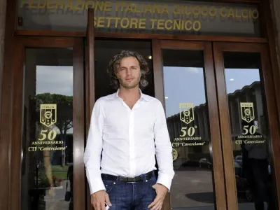 Eks pemain Inter, Colonnese kritik Zielinski musim ini (1)