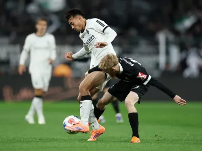 Gladbach leave Bundesliga basement after goalless draw with Freiburg