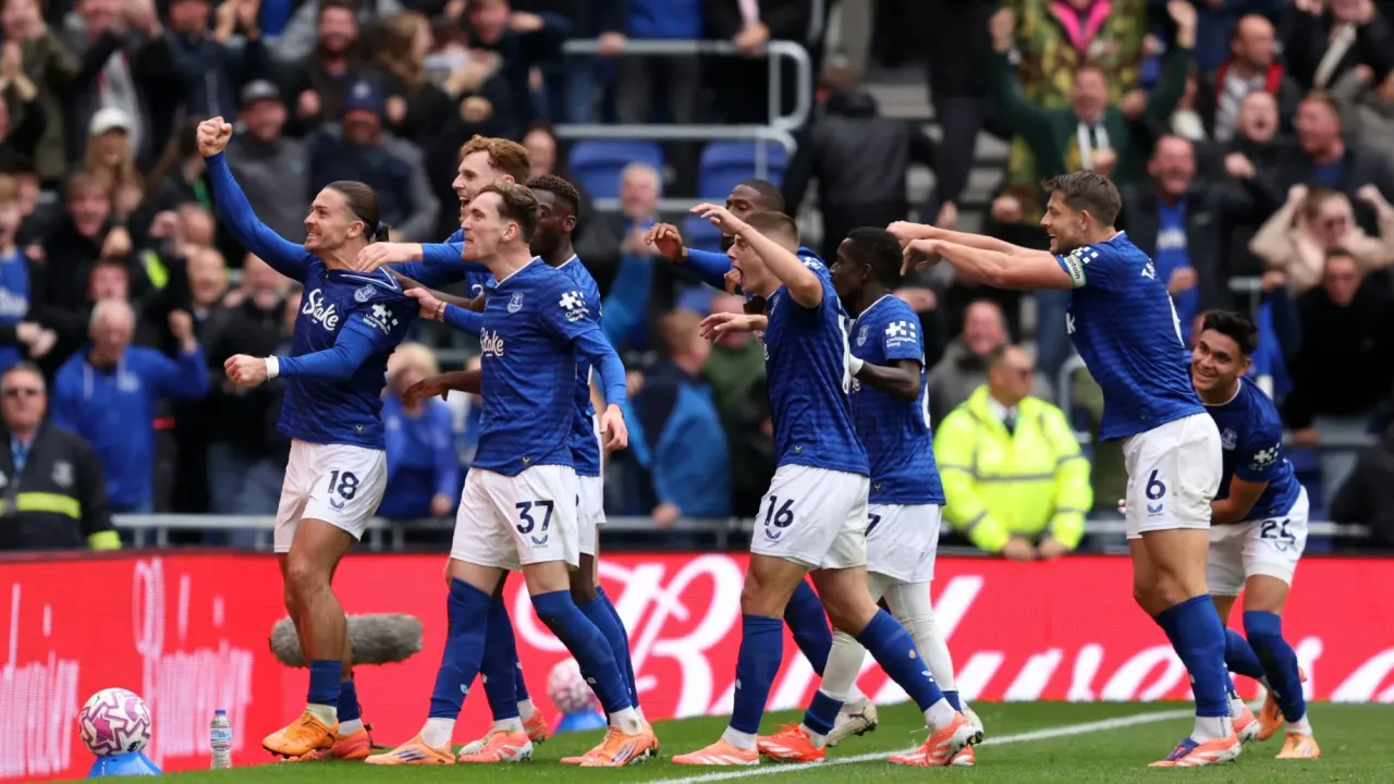 Grealish Cetak Gol Penentu Menit Akhir, Everton Bungkam Palace (1)