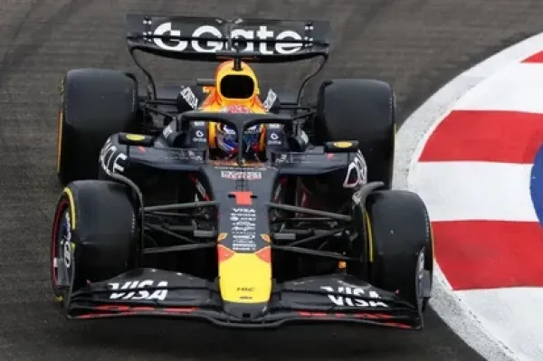 Hamilton Diselidiki Atas Pelanggaran Saat Practice GP Singapura (2)