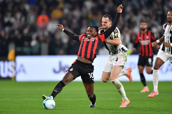Hasil Imbang Milan vs Juventus: Leao Gagal Cetak Gol Penting (1)