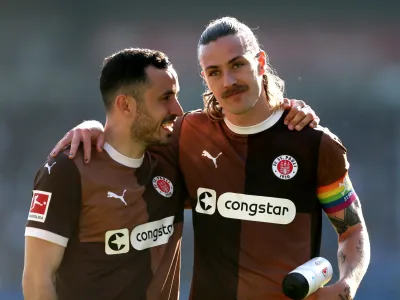 Insiden Kontroversial di FC St. Pauli: Kapten Dipojokkan oleh Anggota Dewan (1)