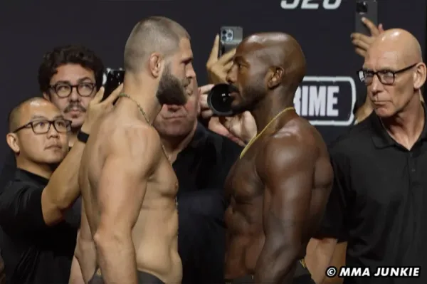 Jiri Prochazka vs. Khalil Rountree Jr., UFC 320 ceremonial weigh-ins faceoff