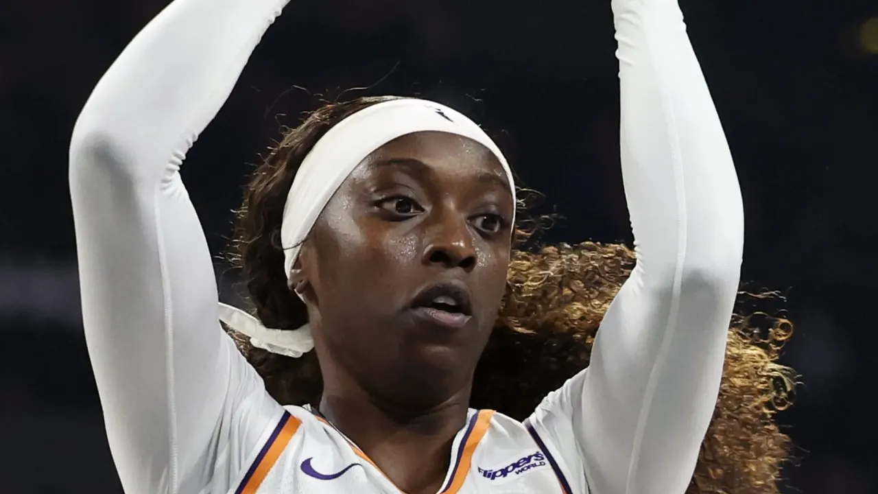 Kahleah Copper Rekor Jumlah Three Pointers di Final WNBA