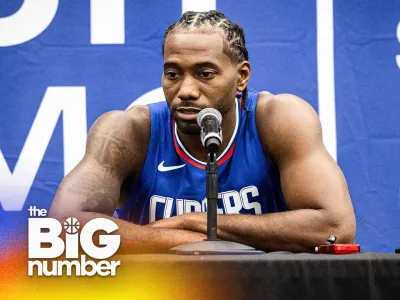 Kawhi Leonard answers questions at the LA Clippers media day. (Jason Armond / Los Angeles Times via Getty Images)