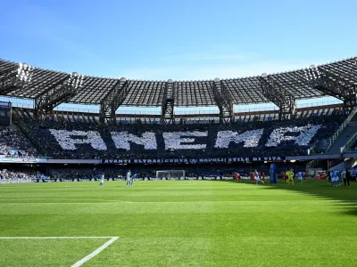Kendala Sebelum Duel Napoli, Sporting CP Tunda Perjalanan dan Dihadang Kerusuhan (1)