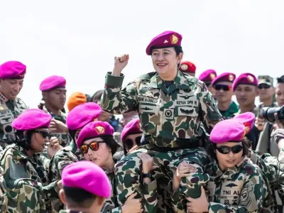 Ketua DPR RI Puan Maharani dalam momentum peringatan HUT ke-80 TNI yang digelar di Monumen Nasional (Monas), Jakarta, Minggu (5/10/2025).