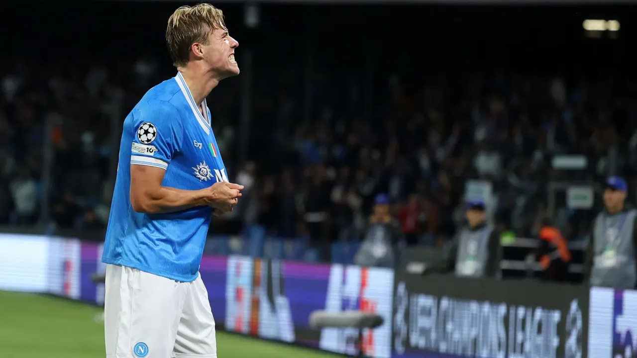 Kevin de Bruyne compares Napoli&#x002019;s Rasmus Hojlund to Erling Haaland