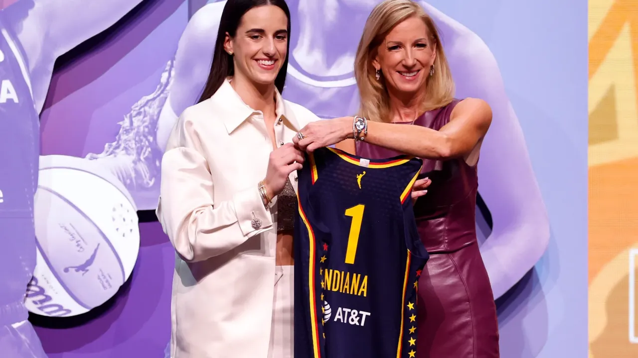 Kontroversi Melanda Caitlin Clark dan WNBA