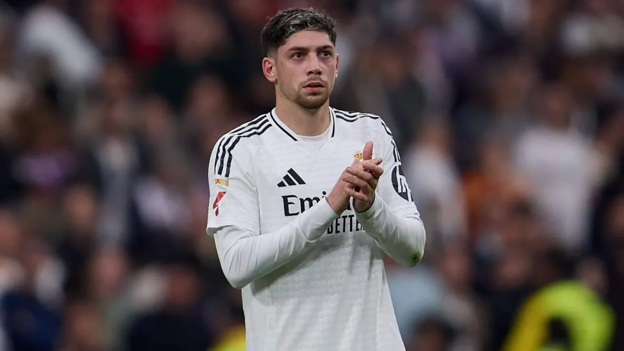 La Liga star midfielder a target for Manchester United