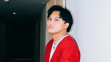 Lirik lengkap lagu Alamak dari Rizky Febian feat Adrian Khalif yang tengah jadi sound viral di Tiktok berbunyi ?Kalau Ada, 9 Nyawa?.