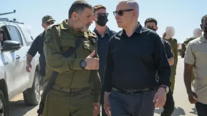 Maj.-Gen. (Res.) David Zini and Prime Minister Benjamin Netanyahu. (photo credit: MAAYAN TOAF/GPO)