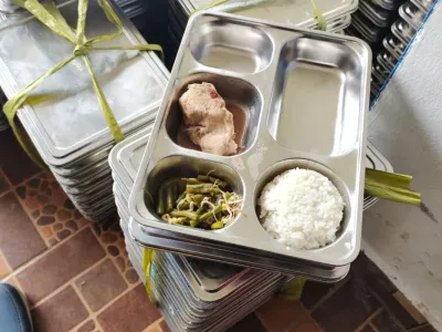 Makanan bergizi gratis (MBG).