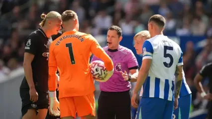 Match Officials: Darren England to referee Brentford vs Manchester City