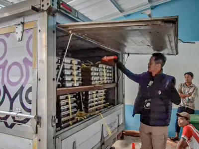 Melihat langsung dapur SPPG Neglasari di Kecamatan Cipongkor, Kabupaten Bandung Barat (KBB), Jawa Barat, Kamis (25/9/2025).