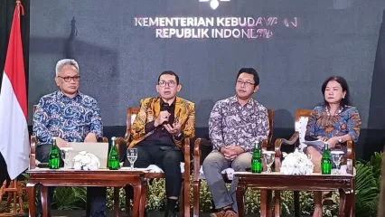 Menteri Kebudayaan (Menbud) RI Fadli Zon dalam Taklimat Media di Museum Nasional, Jakarta Pusat, Kamis (2/10/2025).