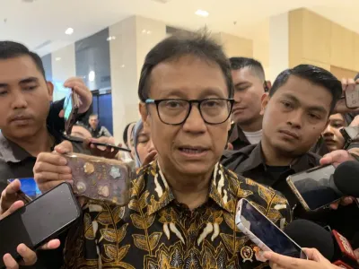 Menteri Kesehatan (Menkes) RI Budi Gunadi Sadikin saat ditemui di kantor Kementerian Kesehatan (Kemenkes), Jakarta Selatan, Kamis (2/10/2025).