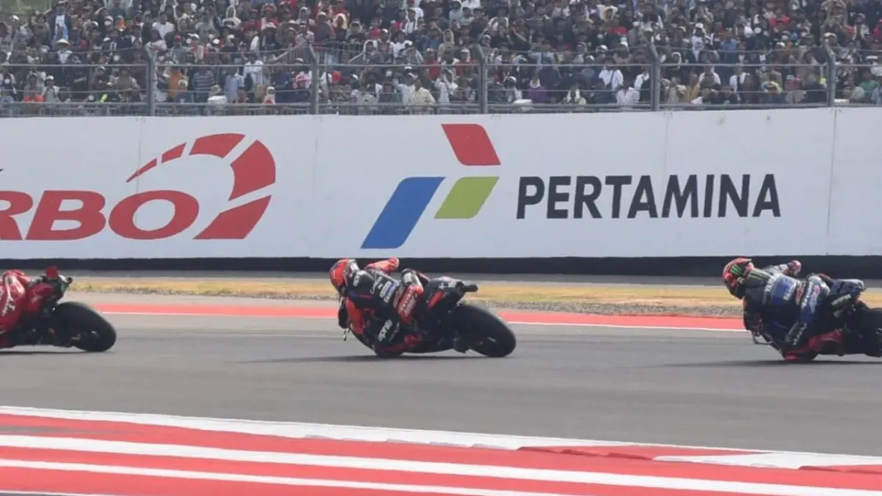 MotoGP Mandalika 2025 diproyeksikan menggerakkan UMKM dan pariwisata di Lombok.