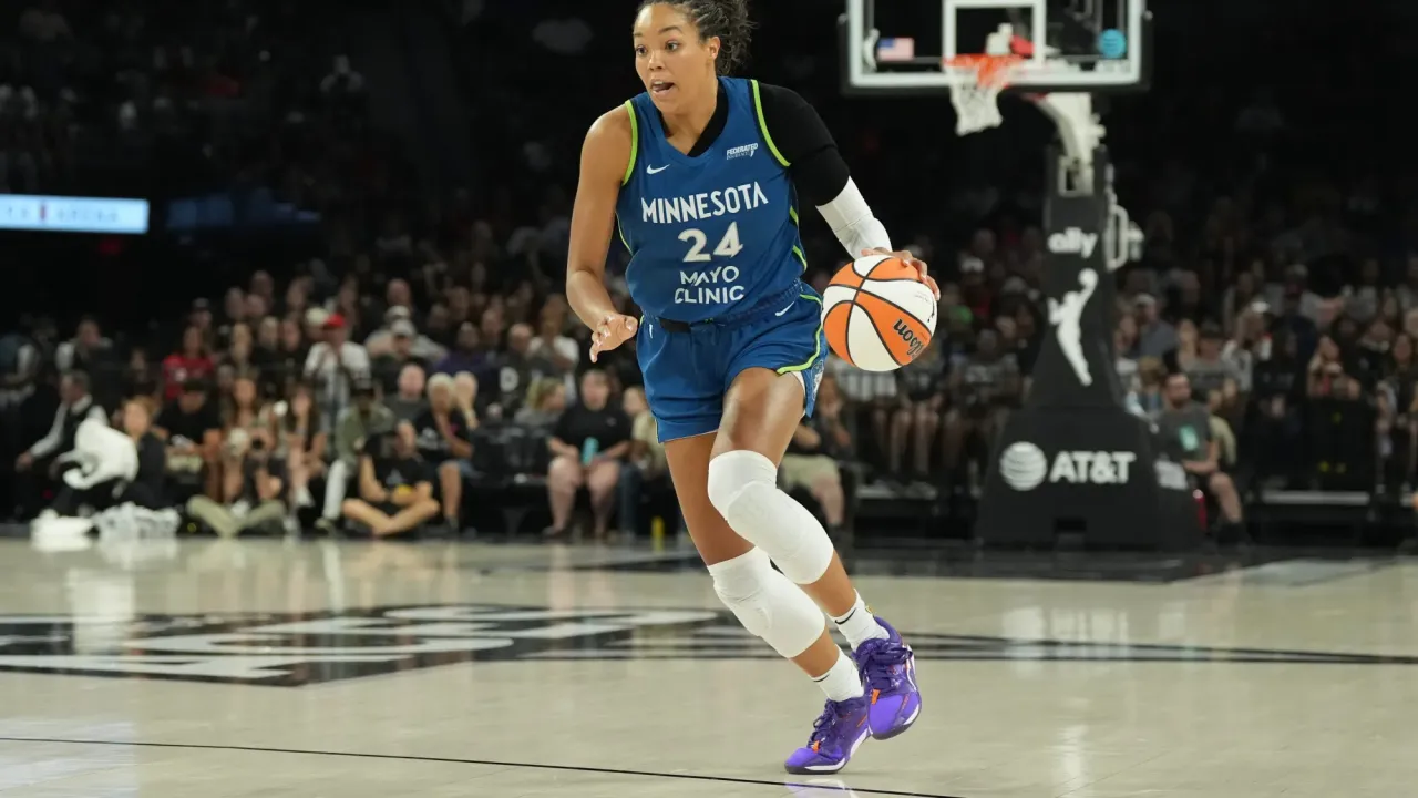 Napheesa Collier Ramal Rencana Denda WNBA Setelah Kritikan Tajam