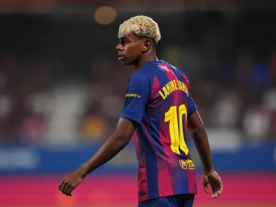 Official: Barcelona starting lineup against PSG | UEFA Champions League