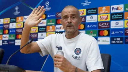 Paris Saint-Germain's coach Luis Enrique said Barcelona midfielder Pedri Gonzalez is like Harry Potter, the fictional wizard (Josep LAGO)