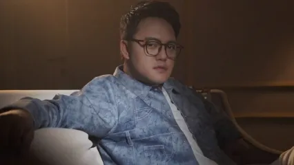 Pedangdut Danang Pradana atau lebih dikenal dengan Danang DA merilis single terbarunya berjudul Mendua.