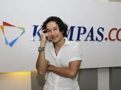 Pemain Film 3, Agus Kuncoro, usai wawancara di newsroom Kompas.com, Gedung Kompas Gramedia, Jakarta Pusat, Kamis (10/9/2015). KOMPAS.com / FIKRIA HIDAYAT
