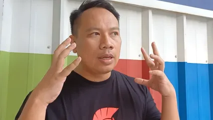 Pembawa acara Vicky Prasetyo saat ditemui di daerah Mampang, Jakarta Selatan, Selasa (20/2/2024).