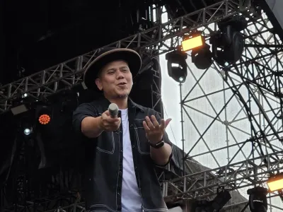 Penampilan grup musik Padi Reborn di Synchronize Fest 2025, Minggu (5/10/2025)