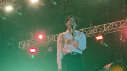 Penampilan Hindia di Synchronize Fest 2025